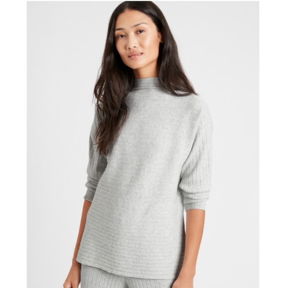 Banana Republic Ribbed Funnel neck sweater XS